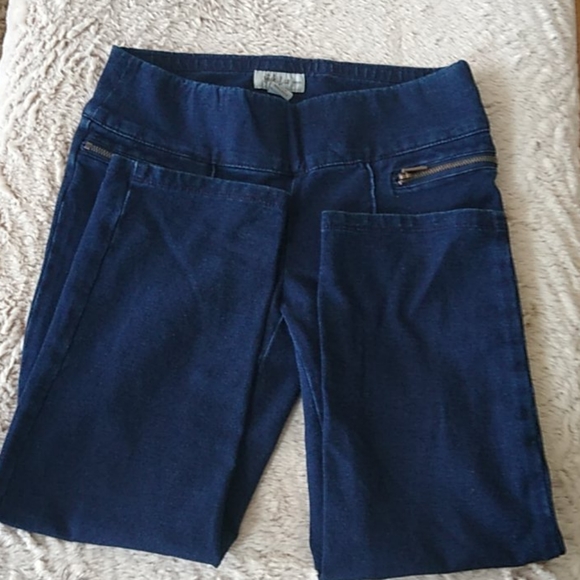 Style & Co Cropped Pants - Picture 7 of 11